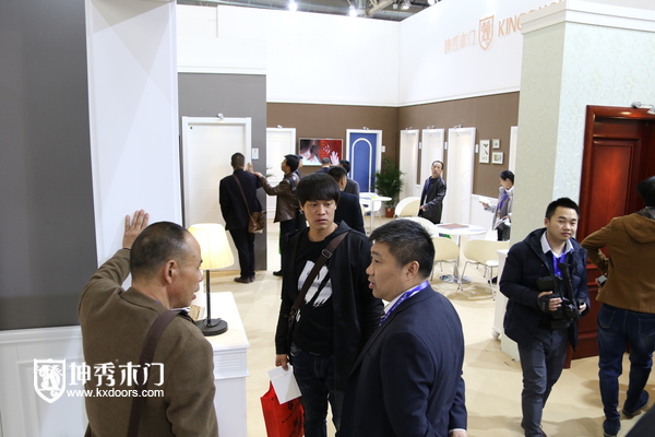 重庆坤秀木门:产品结构调整要及时