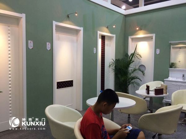重庆坤秀木门参展广州建博会部分木门样品图1
