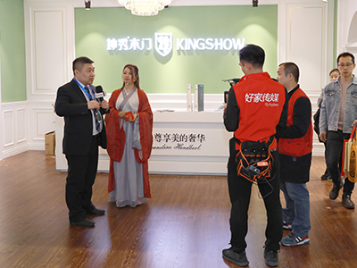 重庆坤秀木门2019年北京木门展负责人接受媒体采访